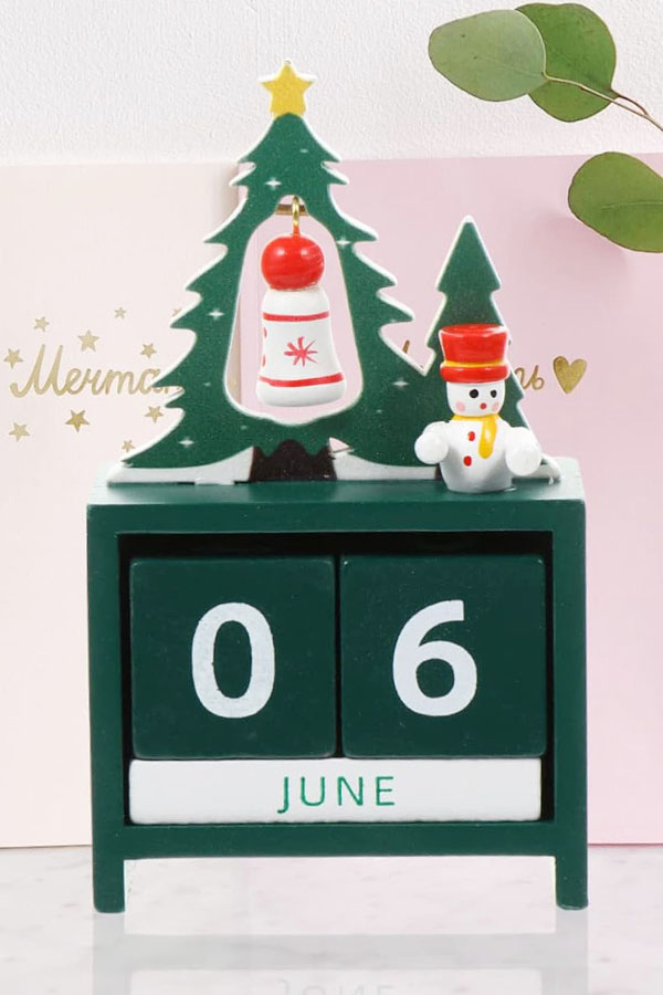 Wooden Christmas Calendar BY241071