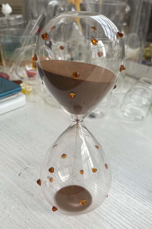 hourglass 25